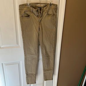 American eagle size 8 long khaki jeggings